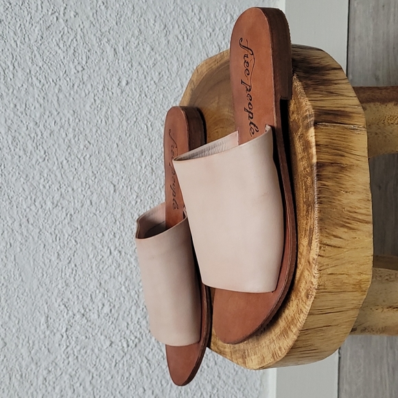 NWTs Free People Vicente Slide Sandal in Natural; Size 40 (10 US) - Picture 5 of 16